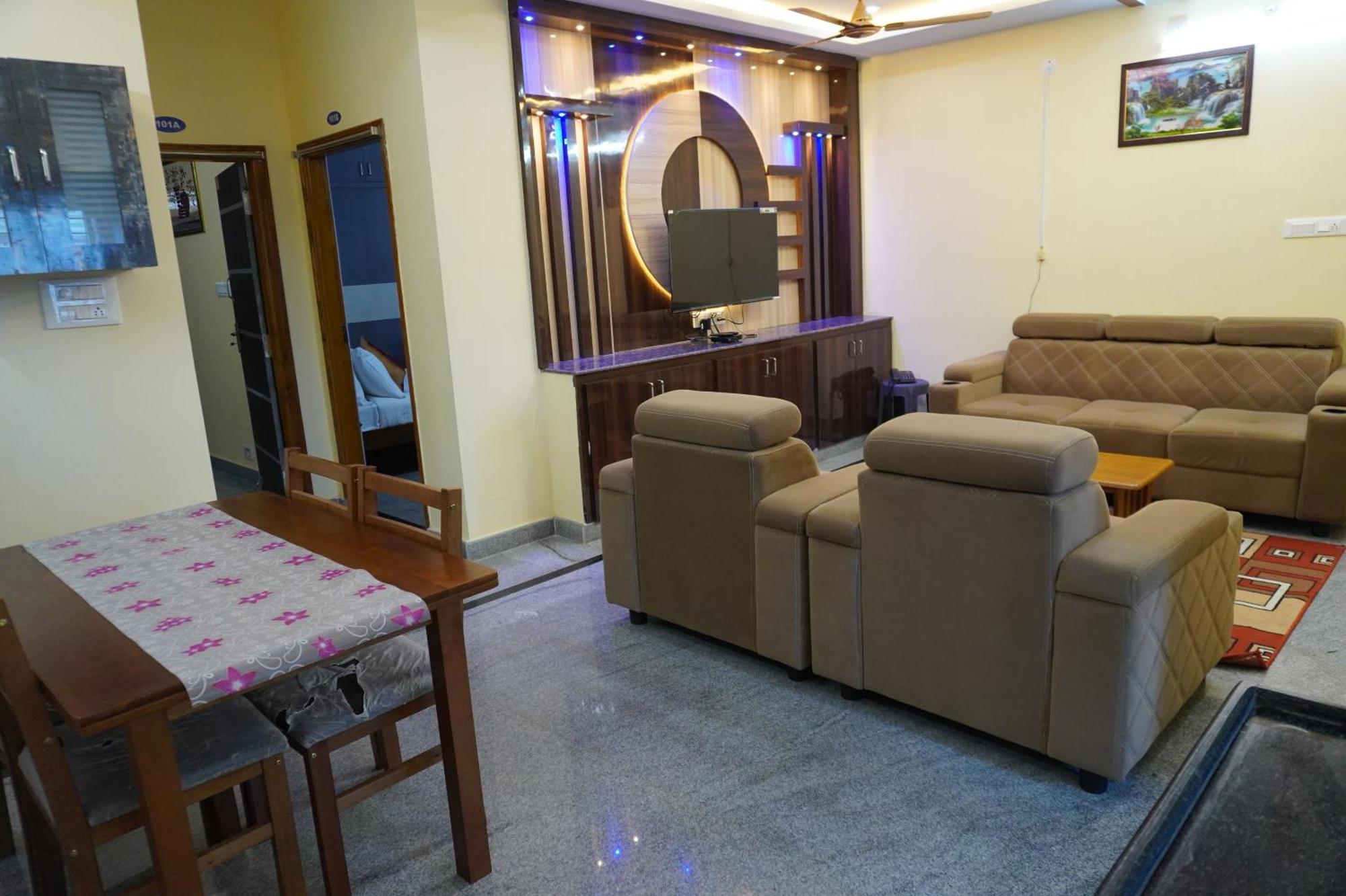 Tirumala Premium Home Stay Тирупати Экстерьер фото